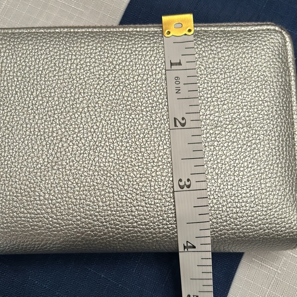 RJAY woman silver wallet zipper closure with card slots - Picture 13 of 13